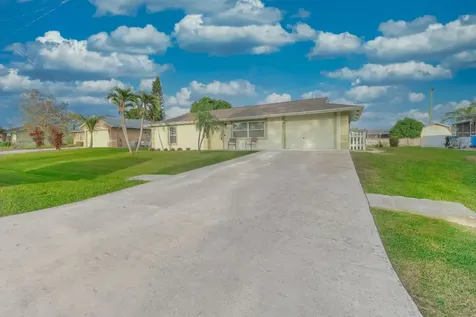 463 NW Ravenswood Lane Port St Lucie FL 34983