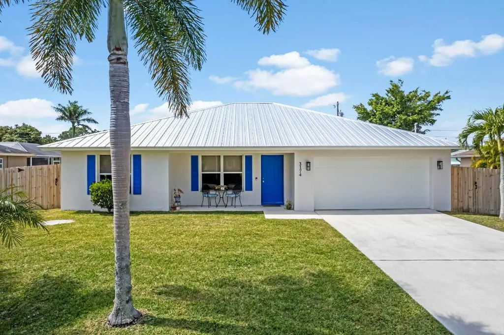 3174 SW Crenshaw Street Port St Lucie FL 34953