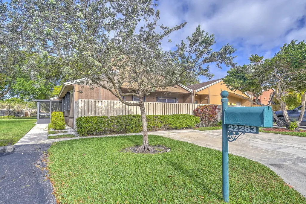 22283 Misty Woods Way Boca Raton FL 33428