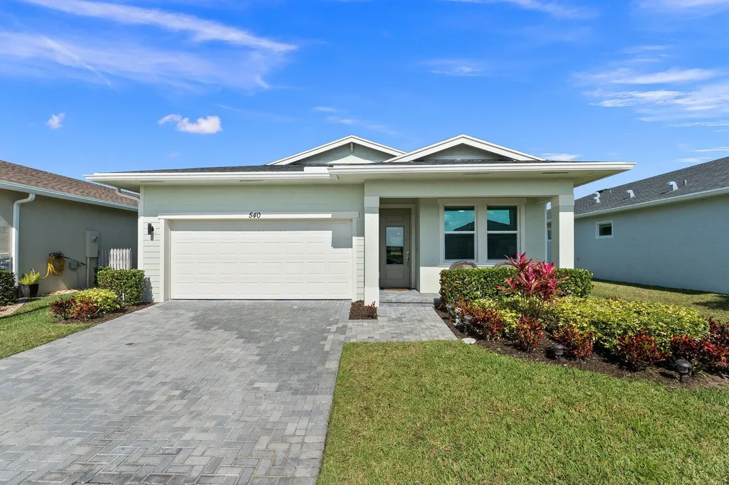 540 SE Mulberry Way Port St Lucie FL 34984