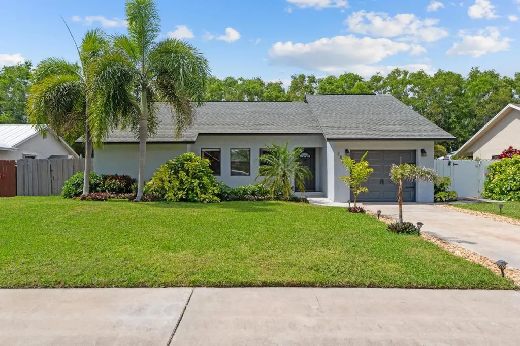 2884 Dunlin Road Delray Beach FL 33444