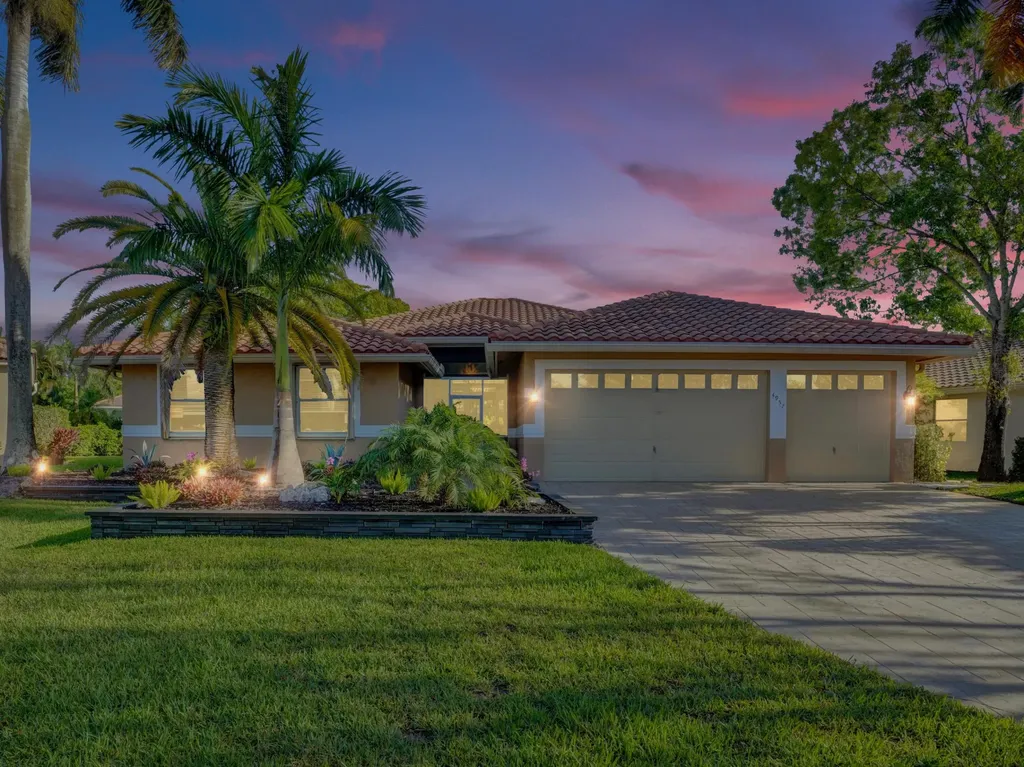 4957 NW 108th Terrace Coral Springs FL 33076