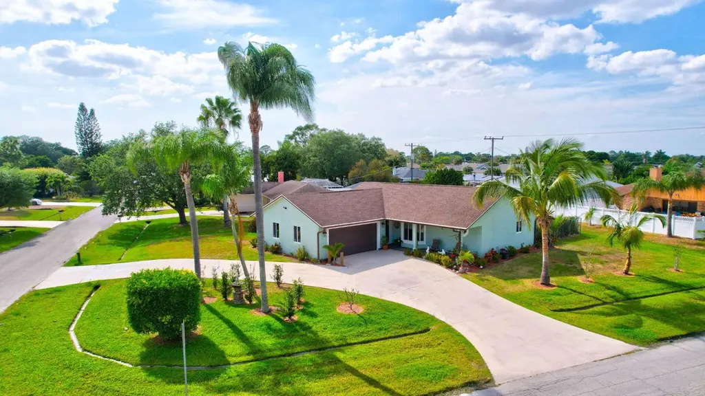 779 SE Carnival Avenue Port St Lucie FL 34983