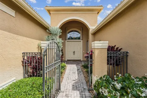 7136 Corning Circle Boynton Beach FL 33437