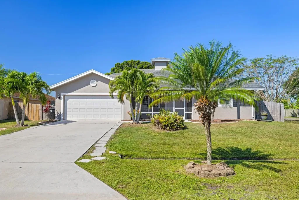 3734 SW Kaiser Street Port St Lucie FL 34953