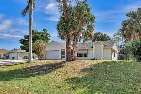 4433 SW Bonney Street Port St Lucie FL 34953