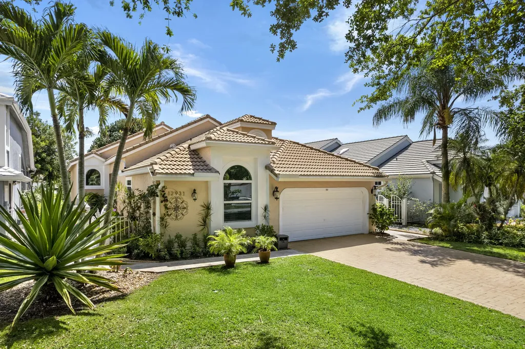 12931 Oak Knoll Drive Palm Beach Gardens FL 33418