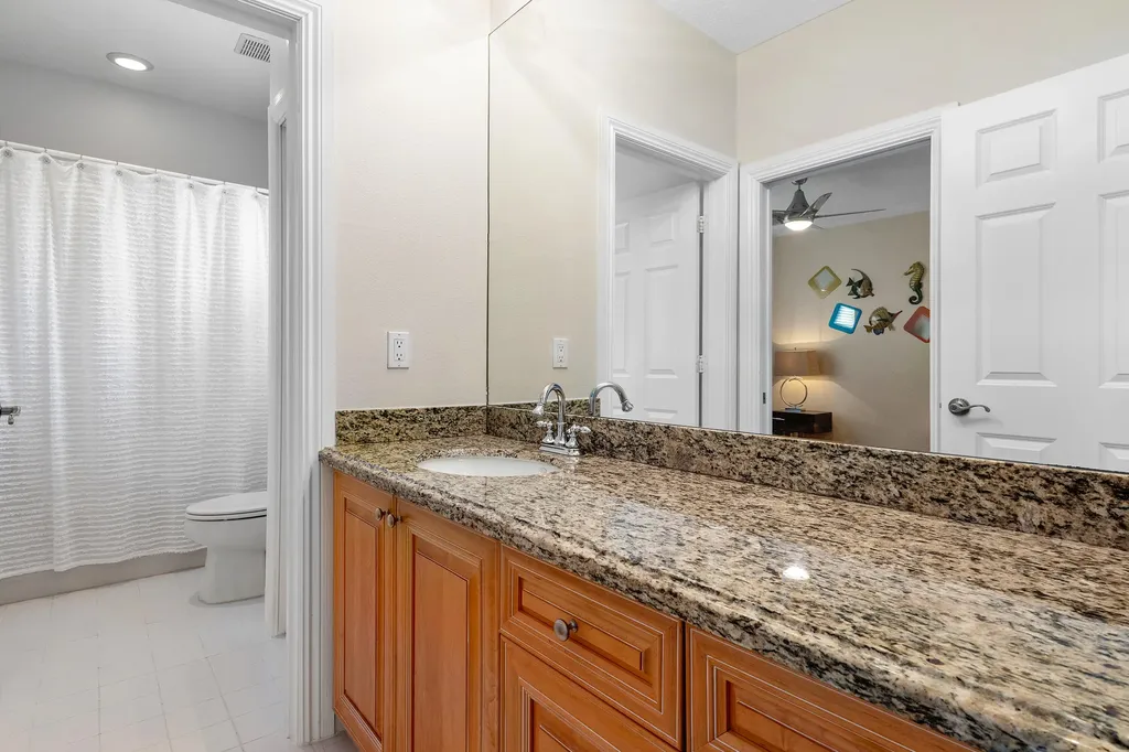 16415 Via Venetia W Delray Beach FL 33484