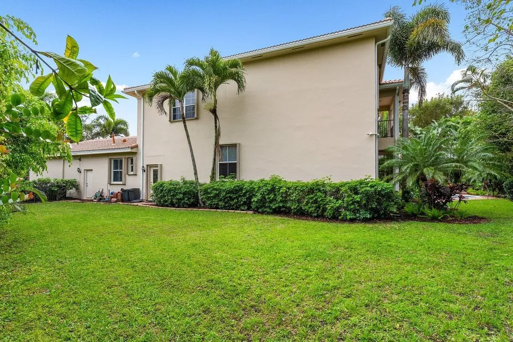 16415 Via Venetia W Delray Beach FL 33484