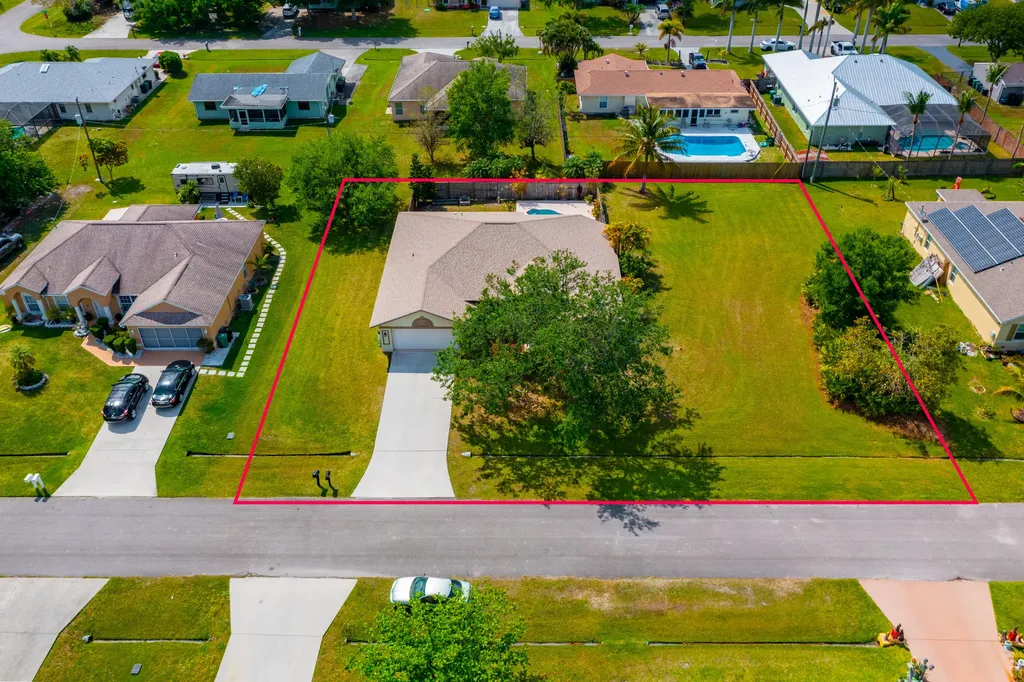 1184 SW Dorchester Street Port St Lucie FL 34983