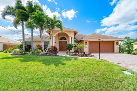 2176 SW Algiers Street Port St Lucie FL 34953