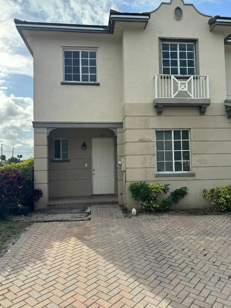 961 Lucaya Drive Riviera Beach FL 33404