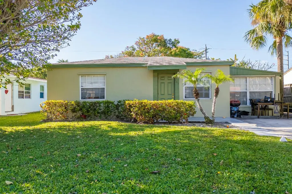 167 W 37th Street Riviera Beach FL 33404