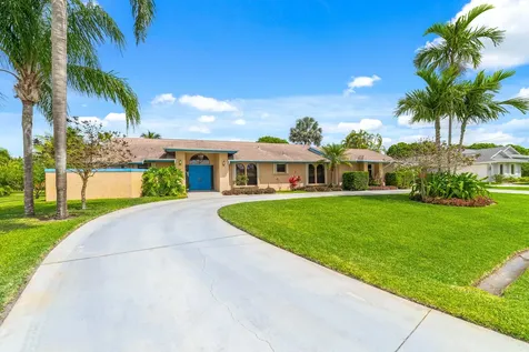 1917 SE Bolton Avenue Port St Lucie FL 34952
