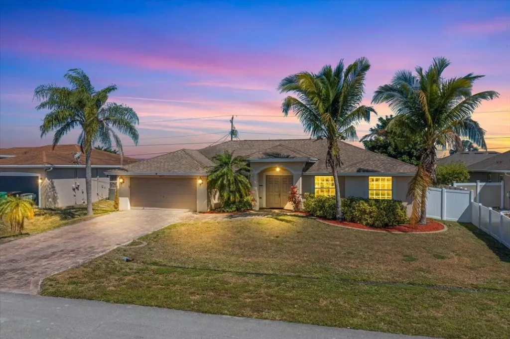 665 SW Fair Avenue Port St Lucie FL 34953