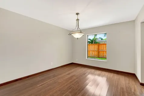21792 Mountain Sugar Lane Boca Raton FL 33433