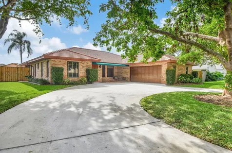 21792 Mountain Sugar Lane Boca Raton FL 33433