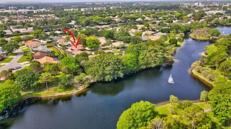 21792 Mountain Sugar Lane Boca Raton FL 33433
