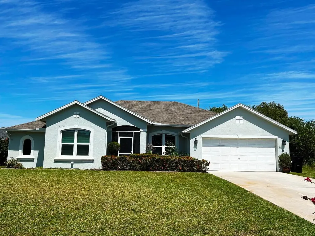 563 SW Crawfish Drive Port St Lucie FL 34953
