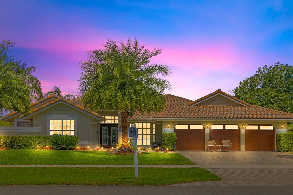 1864 Lindsey Court Wellington FL 33414