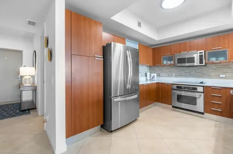 2640 Lake Shore Drive Riviera Beach FL 33404
