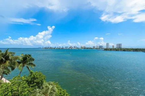 2640 Lake Shore Drive Riviera Beach FL 33404