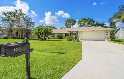 164 SW Airview Avenue Port St Lucie FL 34984