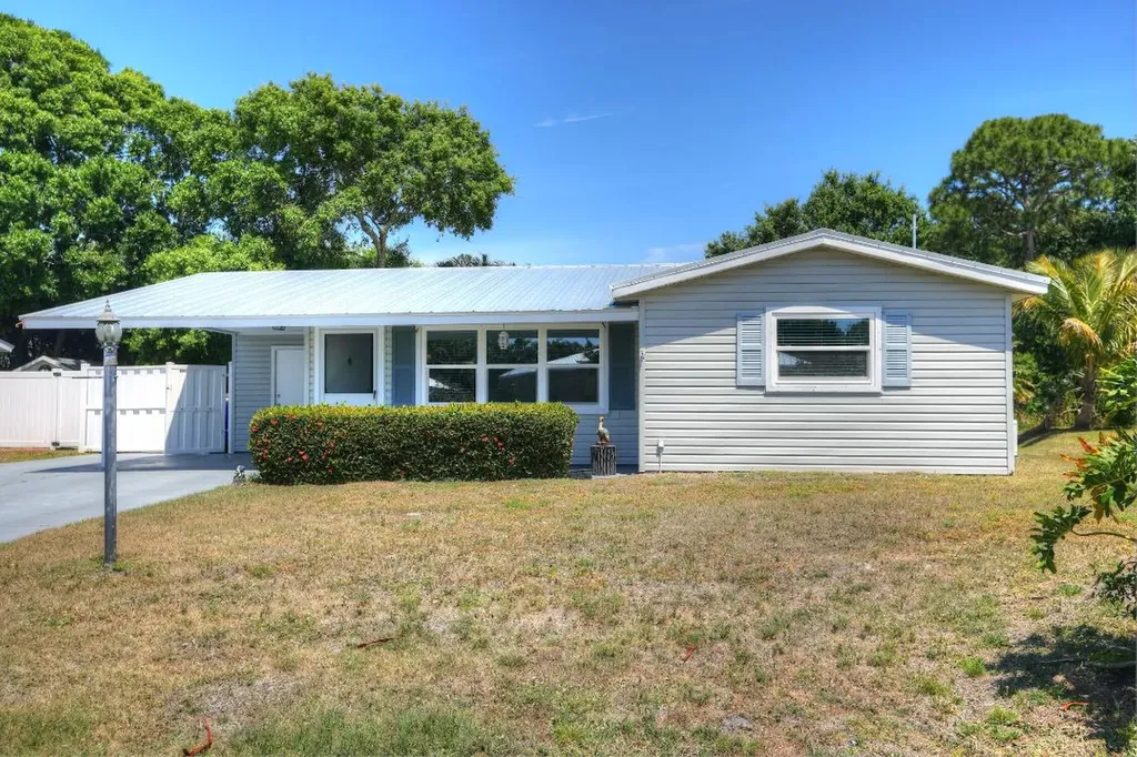 1550 Emerson Lane Sebastian FL 32958