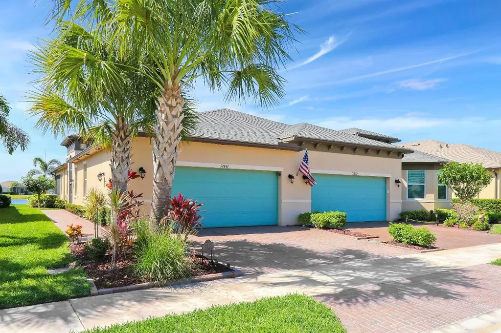 12841 SW Lake Fern Circle Port St Lucie FL 34987