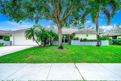 1724 Primrose Lane Wellington FL 33414