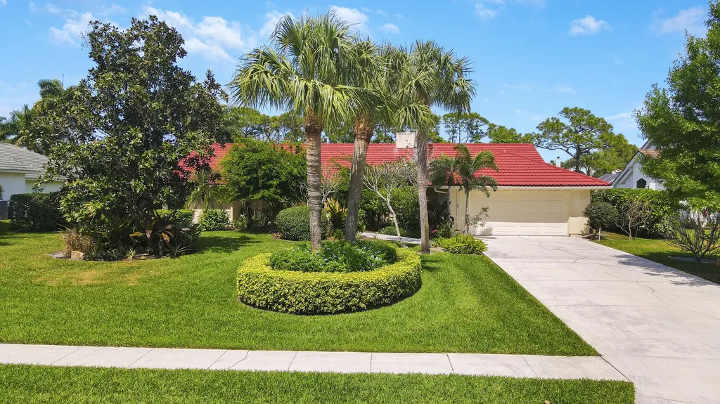 5541 Old Mystic Court Jupiter FL 33458