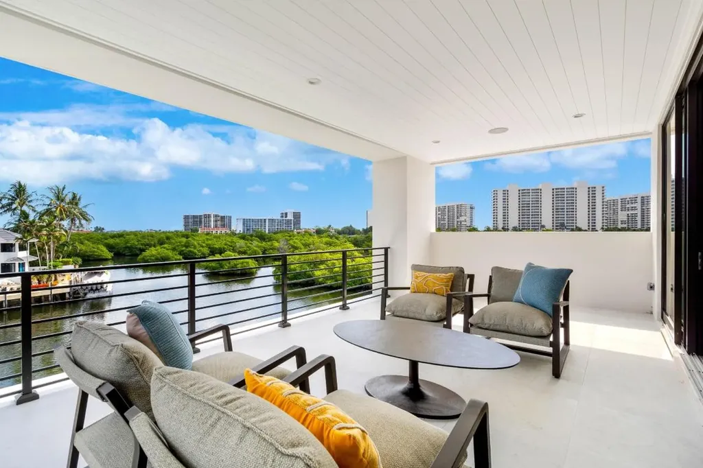 4111 Ibis Point Circle Boca Raton FL 33431