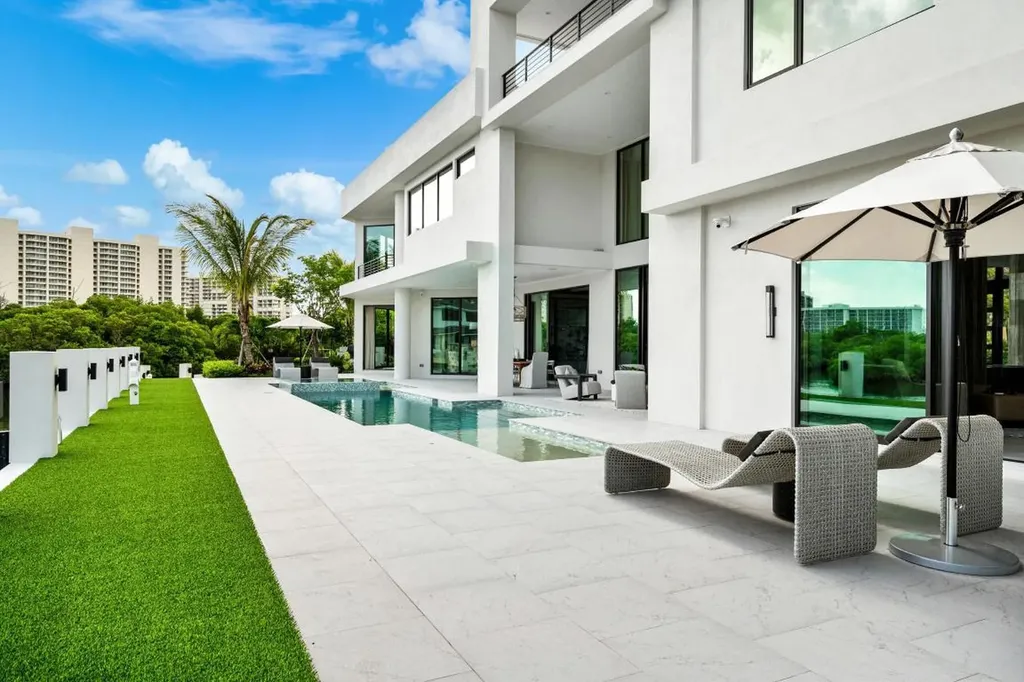 4111 Ibis Point Circle Boca Raton FL 33431