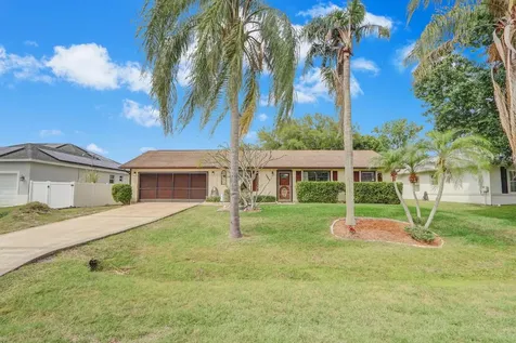 1525 SW Pitts Avenue Port St Lucie FL 34953