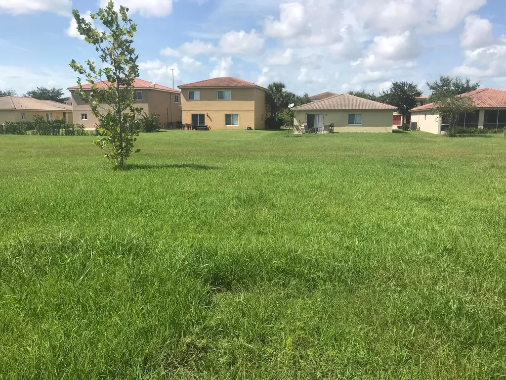 2098 SW Newport Isle Boulevard Port St Lucie FL 34953