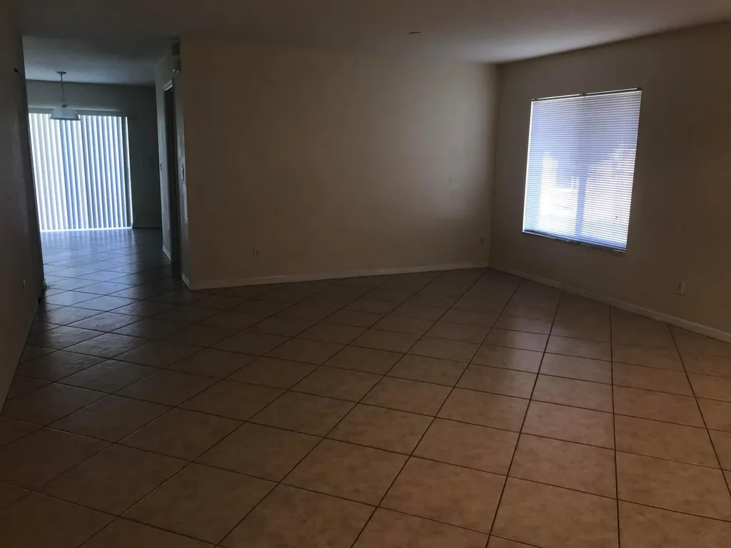 2098 SW Newport Isle Boulevard Port St Lucie FL 34953