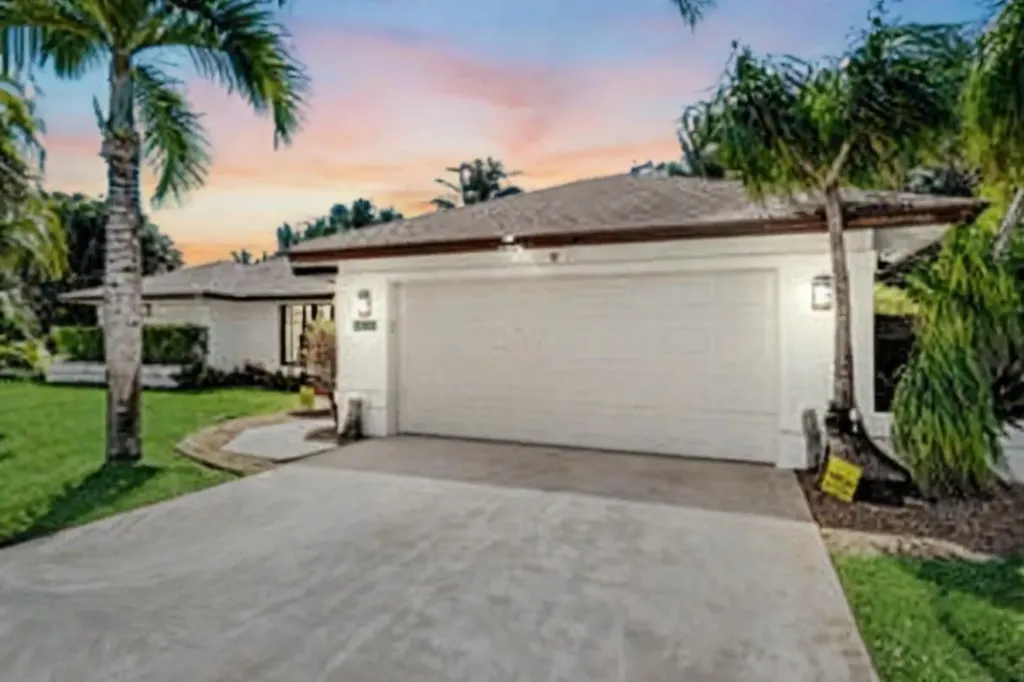 2700 Yarmouth Drive Wellington FL 33414