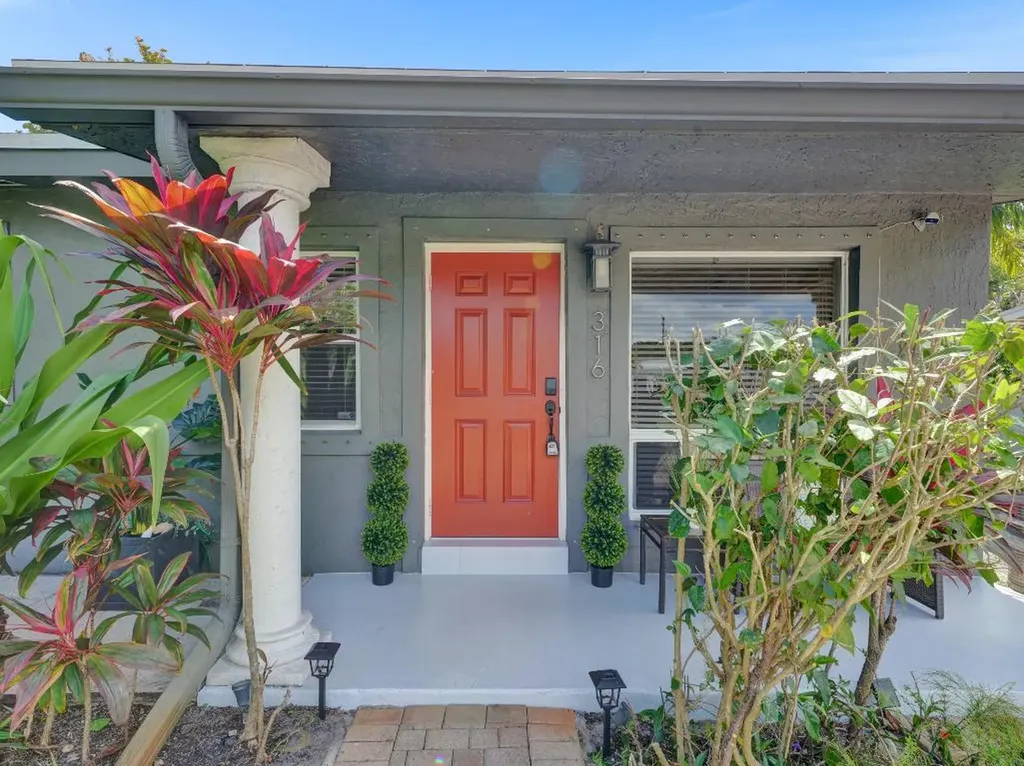 316 NW 28th Court Wilton Manors FL 33311