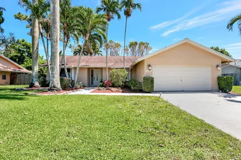 226 Parkwood Drive S Royal Palm Beach FL 33411