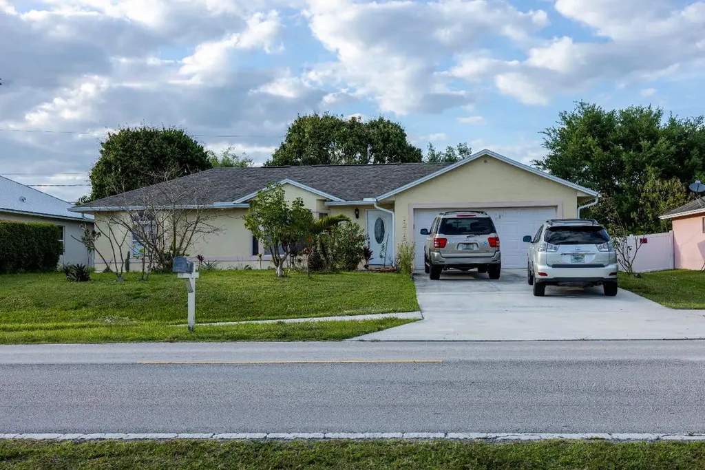 1219 SW Paar Drive Port St Lucie FL 34953