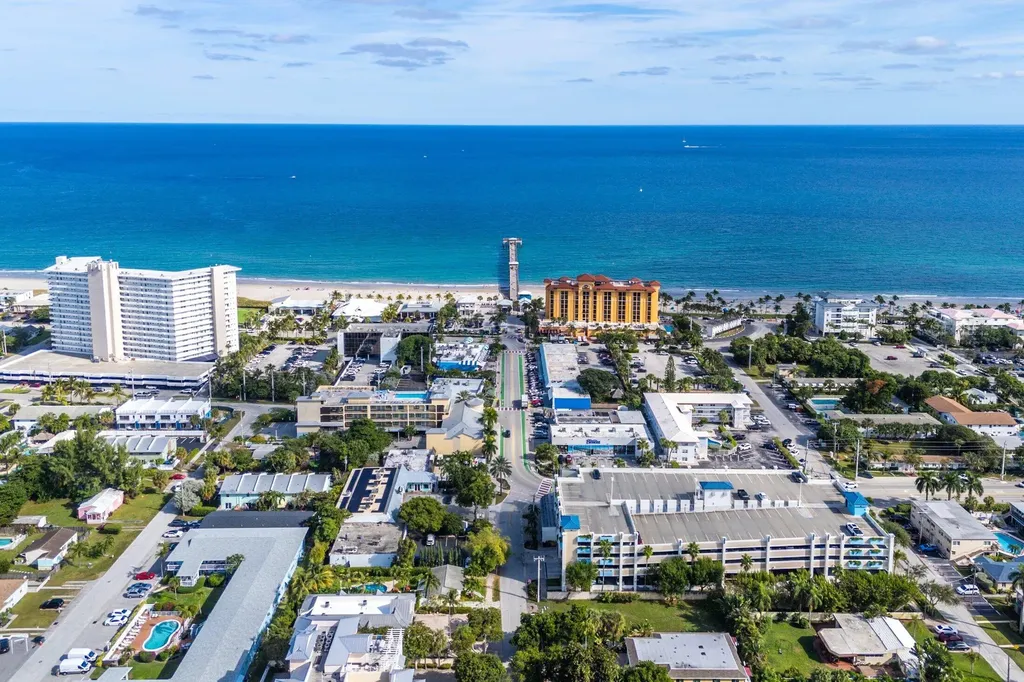 2851 S Ocean Boulevard Boca Raton FL 33432