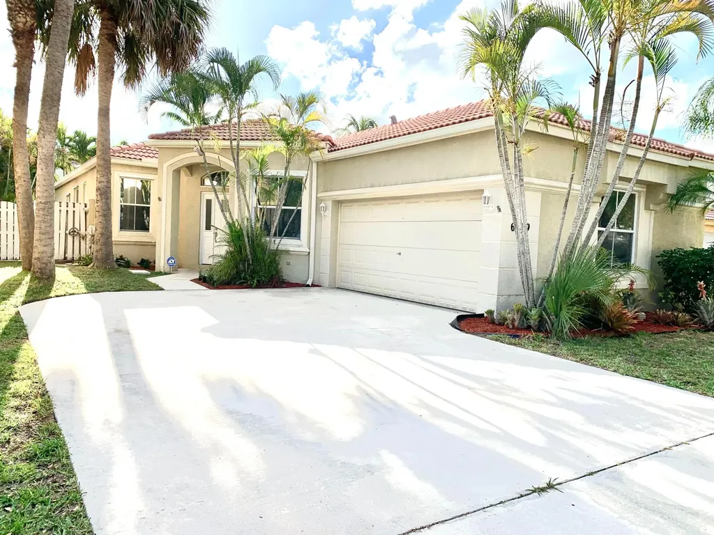 6239 Oak Bluff Way Lake Worth FL 33467