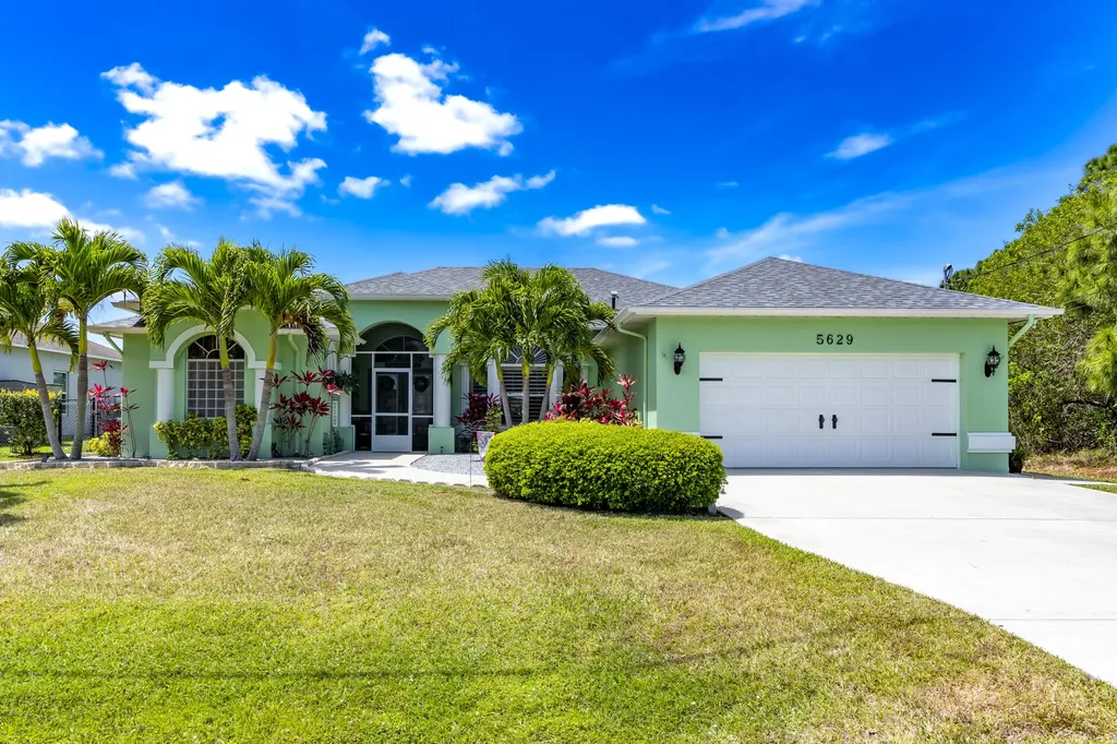 5629 NW North Crisona Circle Port St Lucie FL 34986