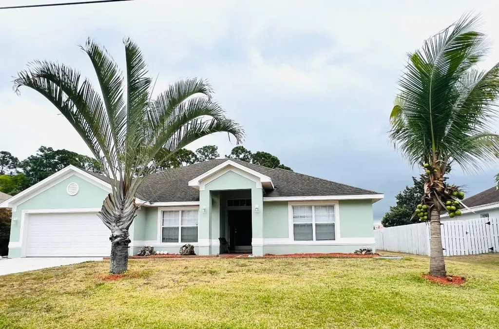 1757 SW Chicory Terrace Port St Lucie FL 34953