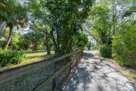 748 Rambling Drive Circle Wellington FL 33414