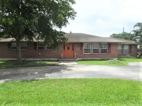 765 S Main Street Belle Glade FL 33430