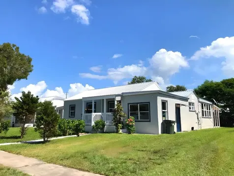 408 W Circle Drive Clewiston FL 33440