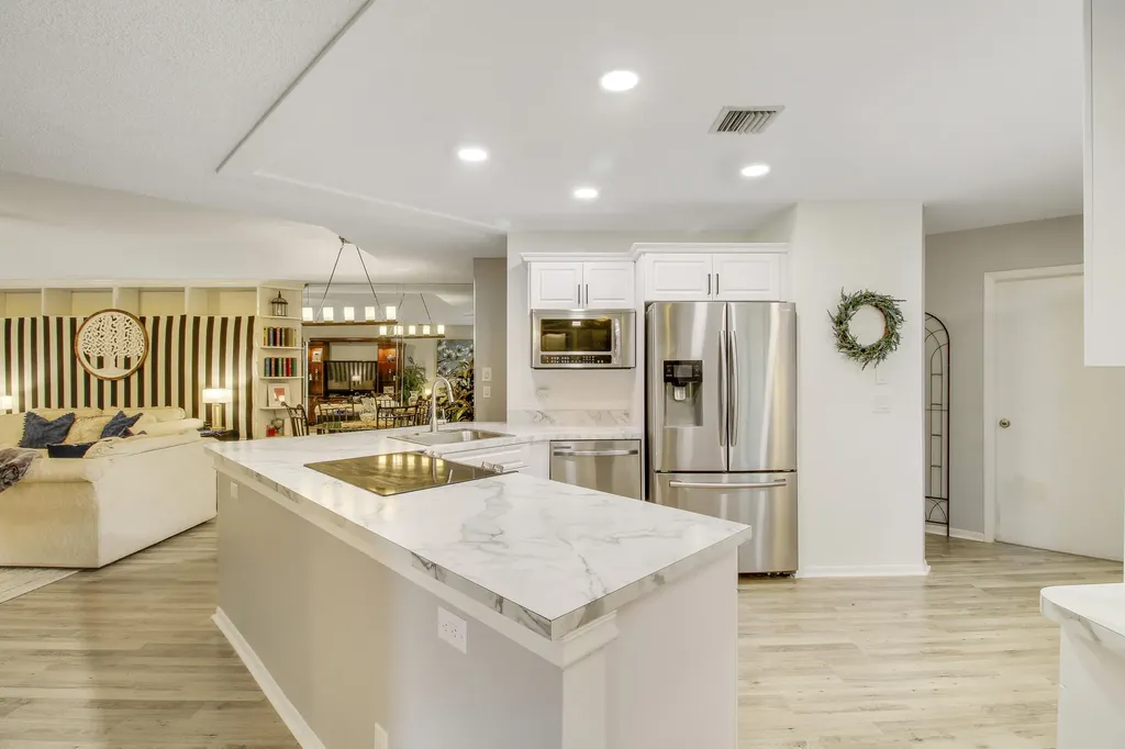 8472 Bonita Isle Drive Lake Worth FL 33467