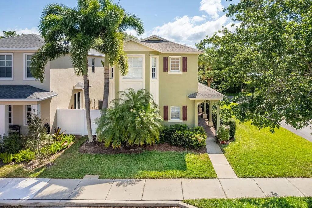 2300 SE Union Park Drive Port St Lucie FL 34952