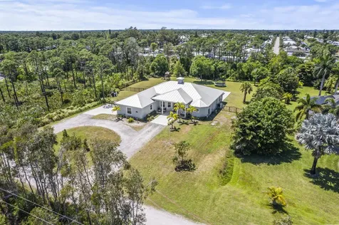 2365 Dyer Road Port St Lucie FL 34952